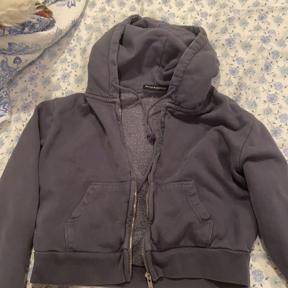 Brandy Melville crystal cropped hoodie - Picture 4 of 4